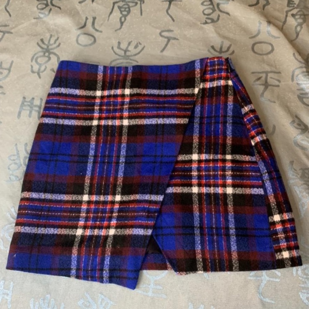 plaid Abercrombie & Fitch skirt🌟